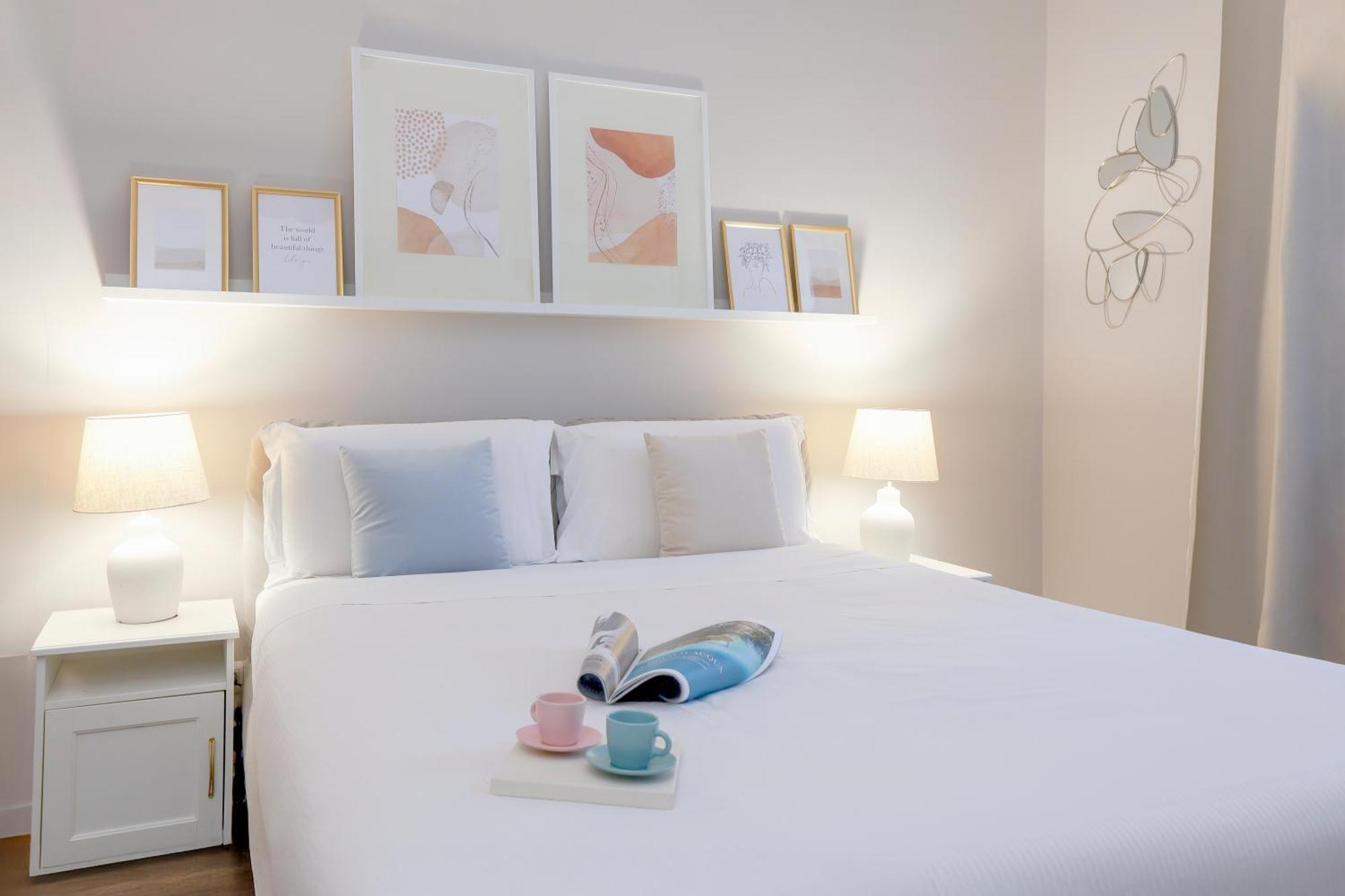 Piramide Deluxe Apartment Рим Екстериор снимка